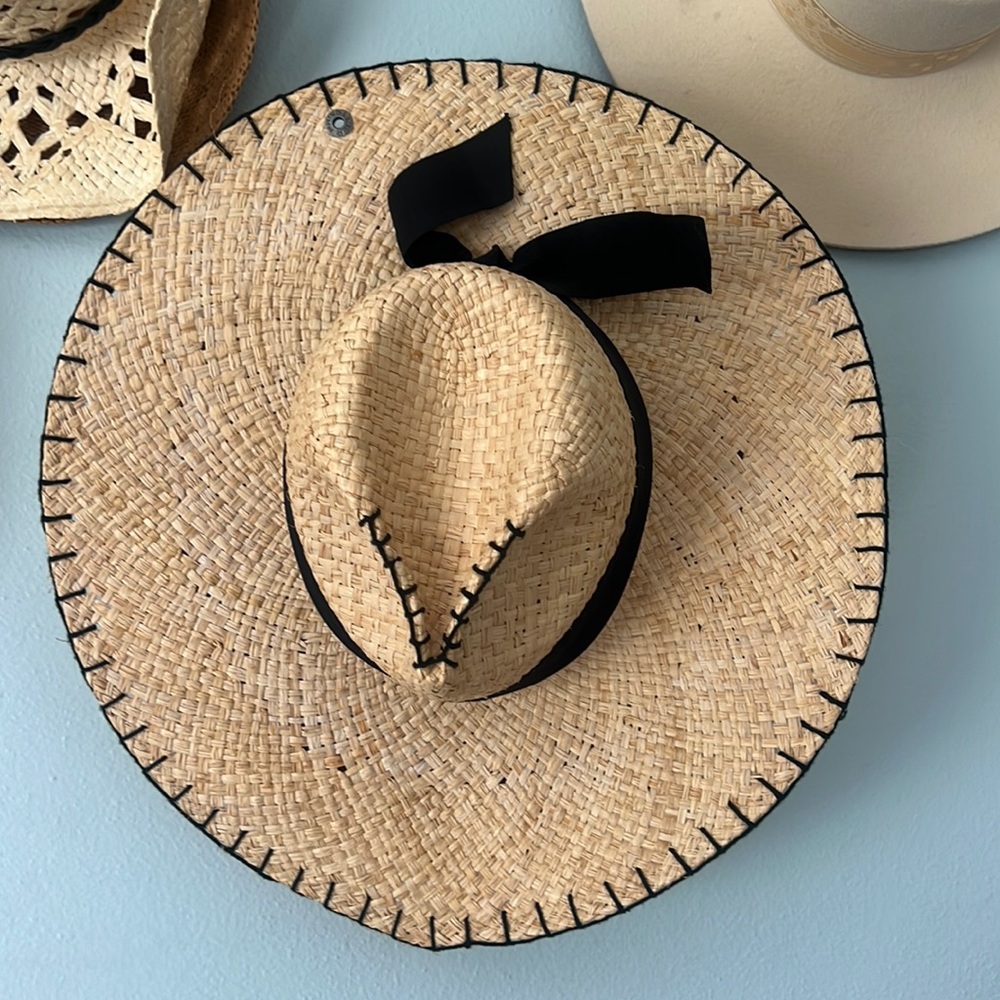 Peter Grimm Rancher hat with Black Bow Tie Hat